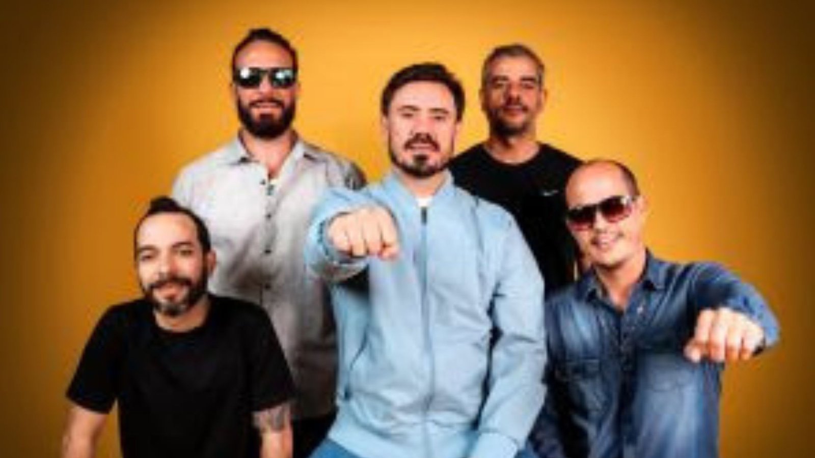 Flor de Fogo": o novo trabalho da banda Planta e Raiz