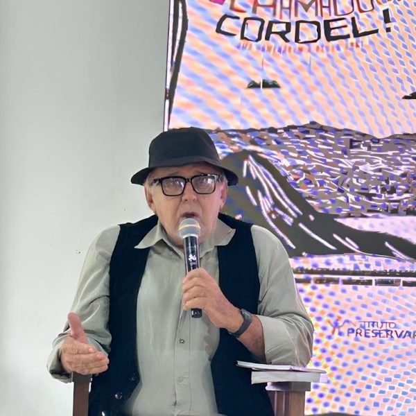 Franklin Maxado lança cordéis inéditos em São Paulo