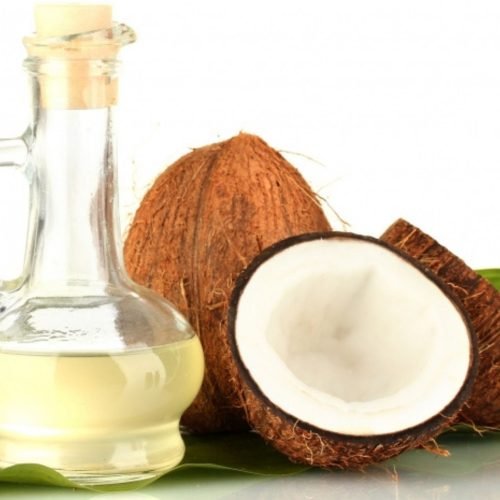 Conheça cinco motivos para incluir o óleo de coco na sua cozinha