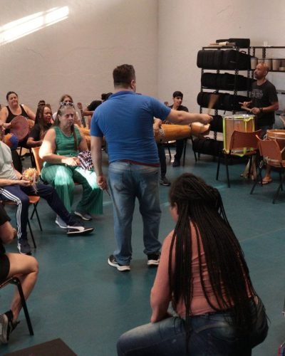 Fábricas de Cultura oferecem cursos de iniciação musical para todas as idades. Crédito: Acervo Formação Cultural